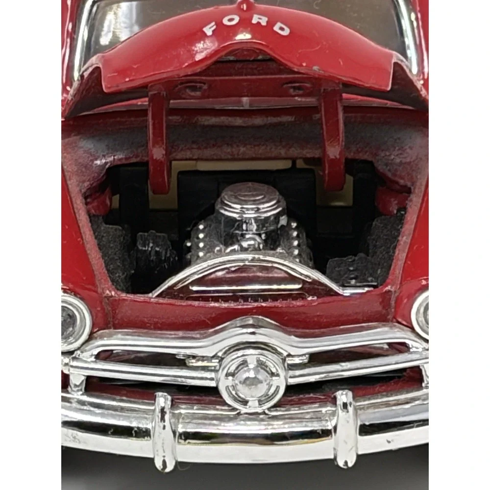 Brown Maroon 1949 Ford Woody Wagon SS 5737 Die Cast Car 1:38 Pre-Owned